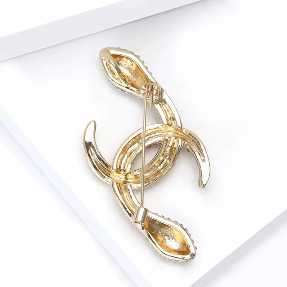 Serpenti Snake Gold Crystal Green Eyes Brooch - Picture 4 of 9